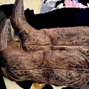 Ariat Cowboy Boots
